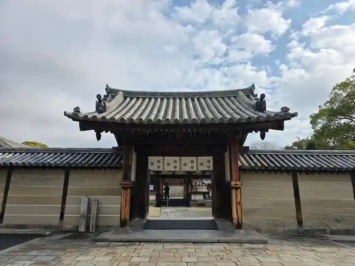 法隆寺 夢殿(奈良県)