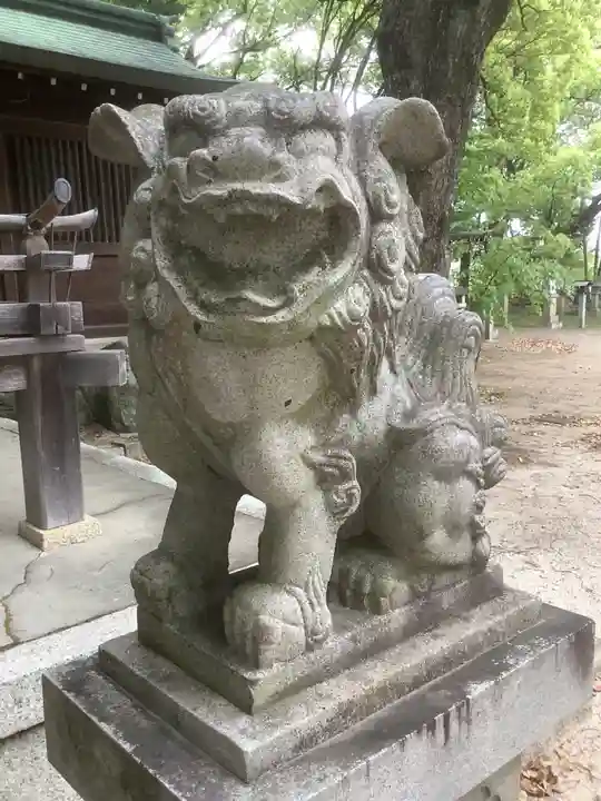 神明社(小牧神明社)の狛犬