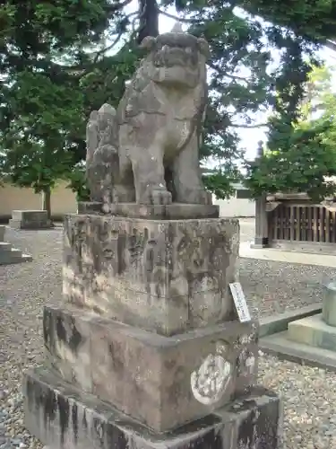 成田山新勝寺の狛犬