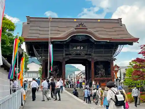善光寺大本願(長野県)