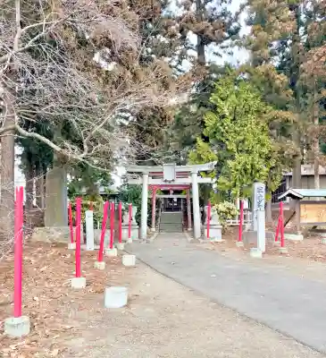 早池峯神社の{uncategorized: "未分類", other: "その他", undefined: "問題あり", building: "その他建物", grave: "お墓", sacred_gate: "鳥居", guardian: "狛犬", statue: "像", buddha: "仏像", history: "歴史", nature: "自然", garden: "庭園", animal: "動物", pagoda: "塔", temizu: "手水舎", mountain_gate: "山門・神門", sanctuary: "本殿・本堂", subordinate: "末社・摂社", art: "芸術", scenery: "景色", jizo: "地蔵", ema: "絵馬", goshuin: "御朱印", omikuji: "おみくじ", items: "授与品その他", amulet: "お守り", goshuincho: "御朱印帳", eats: "食事", festival: "お祭り", votive_dance: "神楽", shichigosan: "七五三参", wedding: "結婚式", experience: "体験その他", initially: "初詣", around: "周辺", anti_infection: "感染症対策"}
