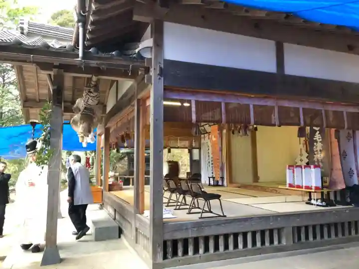 毛津神社の本殿・本堂
