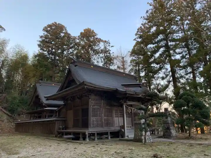 八幡神社の本殿・本堂