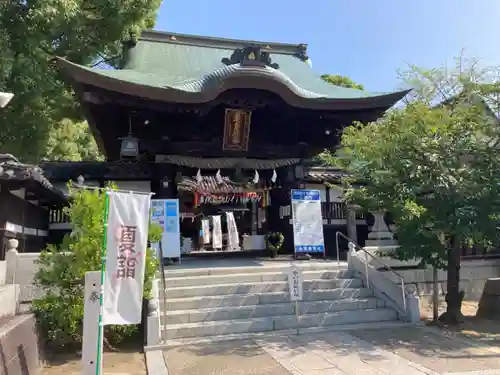 三津厳島神社の山門