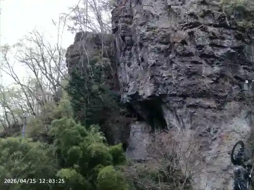 釋尊寺の{uncategorized: "未分類", other: "その他", undefined: "問題あり", building: "その他建物", grave: "お墓", sacred_gate: "鳥居", guardian: "狛犬", statue: "像", buddha: "仏像", history: "歴史", nature: "自然", garden: "庭園", animal: "動物", pagoda: "塔", temizu: "手水舎", mountain_gate: "山門・神門", sanctuary: "本殿・本堂", subordinate: "末社・摂社", art: "芸術", scenery: "景色", jizo: "地蔵", ema: "絵馬", goshuin: "御朱印", omikuji: "おみくじ", items: "授与品その他", amulet: "お守り", goshuincho: "御朱印帳", eats: "食事", festival: "お祭り", votive_dance: "神楽", shichigosan: "七五三参", wedding: "結婚式", experience: "体験その他", initially: "初詣", around: "周辺", anti_infection: "感染症対策"}