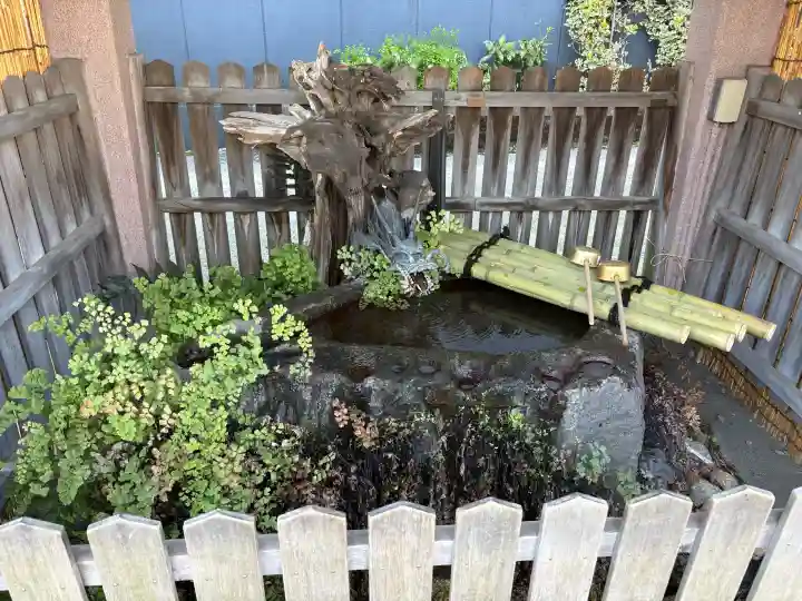 日枝大神社の{uncategorized: "未分類", other: "その他", undefined: "問題あり", building: "その他建物", grave: "お墓", sacred_gate: "鳥居", guardian: "狛犬", statue: "像", buddha: "仏像", history: "歴史", nature: "自然", garden: "庭園", animal: "動物", pagoda: "塔", temizu: "手水舎", mountain_gate: "山門・神門", sanctuary: "本殿・本堂", subordinate: "末社・摂社", art: "芸術", scenery: "景色", jizo: "地蔵", ema: "絵馬", goshuin: "御朱印", omikuji: "おみくじ", items: "授与品その他", amulet: "お守り", goshuincho: "御朱印帳", eats: "食事", festival: "お祭り", votive_dance: "神楽", shichigosan: "七五三参", wedding: "結婚式", experience: "体験その他", initially: "初詣", around: "周辺", anti_infection: "感染症対策"}