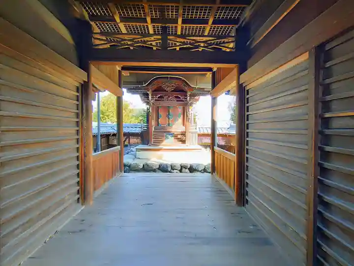 八幡社(外崎)の本殿・本堂