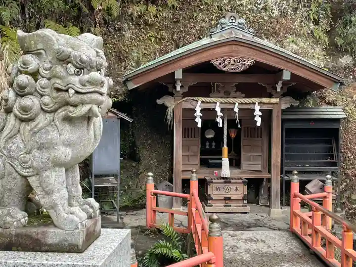 銭洗弁財天宇賀福神社(神奈川県)