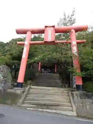 正一位稲荷大明神の鳥居