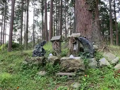 横山神社の末社・摂社