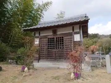 弥勒神社の本殿・本堂