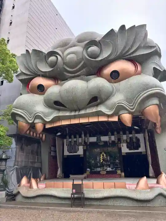 難波八阪神社の{uncategorized: "未分類", other: "その他", undefined: "問題あり", building: "その他建物", grave: "お墓", sacred_gate: "鳥居", guardian: "狛犬", statue: "像", buddha: "仏像", history: "歴史", nature: "自然", garden: "庭園", animal: "動物", pagoda: "塔", temizu: "手水舎", mountain_gate: "山門・神門", sanctuary: "本殿・本堂", subordinate: "末社・摂社", art: "芸術", scenery: "景色", jizo: "地蔵", ema: "絵馬", goshuin: "御朱印", omikuji: "おみくじ", items: "授与品その他", amulet: "お守り", goshuincho: "御朱印帳", eats: "食事", festival: "お祭り", votive_dance: "神楽", shichigosan: "七五三参", wedding: "結婚式", experience: "体験その他", initially: "初詣", around: "周辺", anti_infection: "感染症対策"}