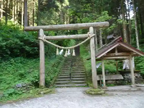 秋元神社の鳥居