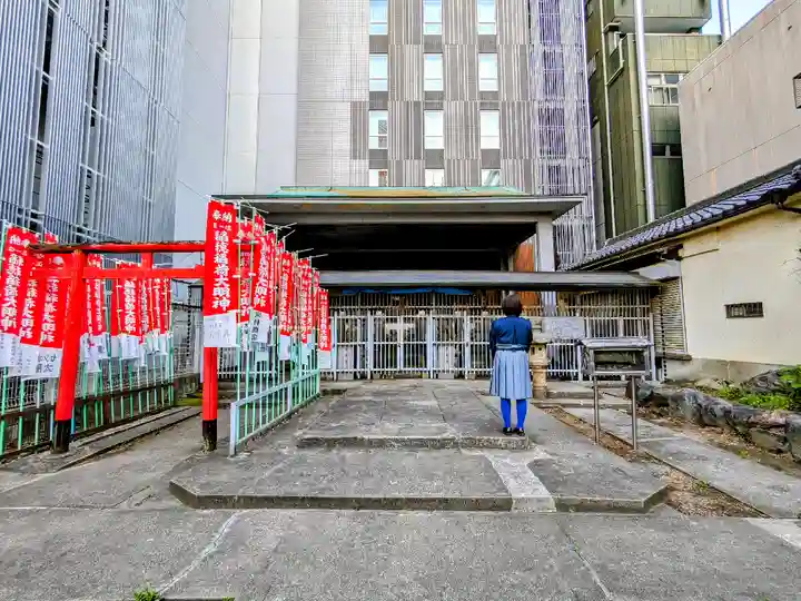 稲穂社の本殿・本堂