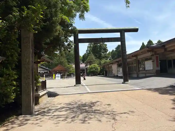 射水神社の鳥居