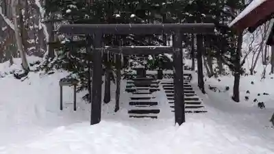 定山渓神社の末社・摂社