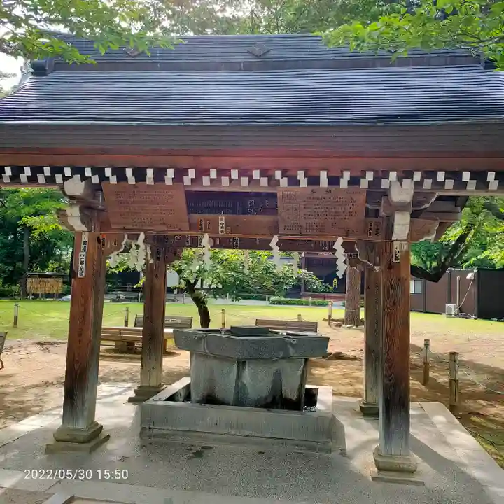 武田神社の手水舎