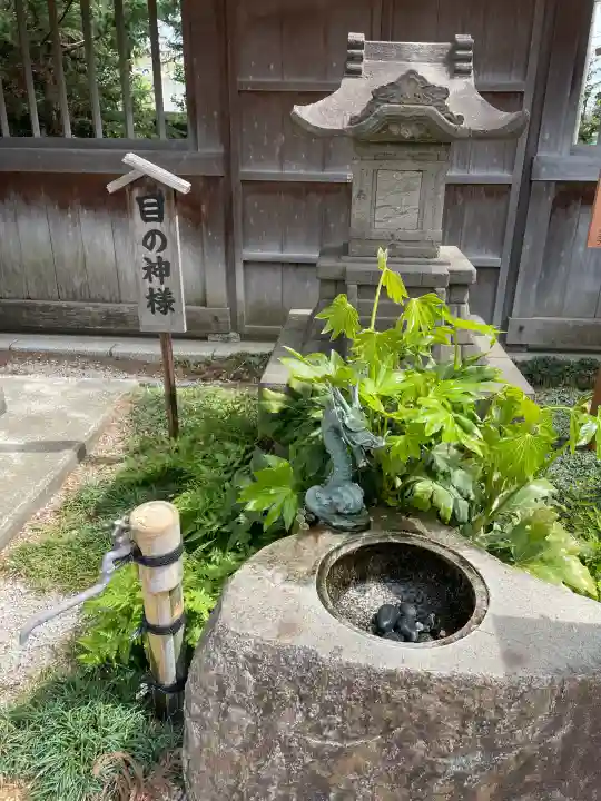 諏訪神社の{uncategorized: "未分類", other: "その他", undefined: "問題あり", building: "その他建物", grave: "お墓", sacred_gate: "鳥居", guardian: "狛犬", statue: "像", buddha: "仏像", history: "歴史", nature: "自然", garden: "庭園", animal: "動物", pagoda: "塔", temizu: "手水舎", mountain_gate: "山門・神門", sanctuary: "本殿・本堂", subordinate: "末社・摂社", art: "芸術", scenery: "景色", jizo: "地蔵", ema: "絵馬", goshuin: "御朱印", omikuji: "おみくじ", items: "授与品その他", amulet: "お守り", goshuincho: "御朱印帳", eats: "食事", festival: "お祭り", votive_dance: "神楽", shichigosan: "七五三参", wedding: "結婚式", experience: "体験その他", initially: "初詣", around: "周辺", anti_infection: "感染症対策"}