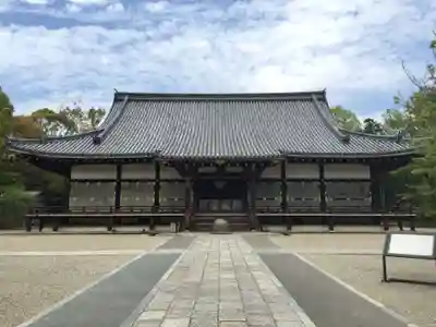 仁和寺の本殿・本堂