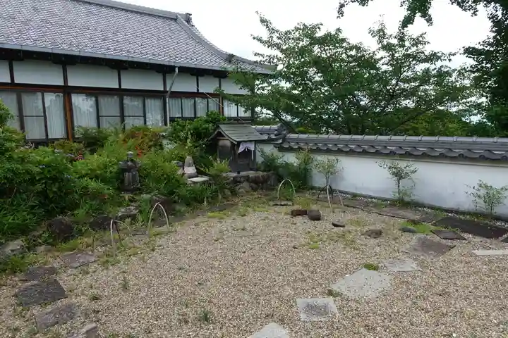 三鈷寺の庭園
