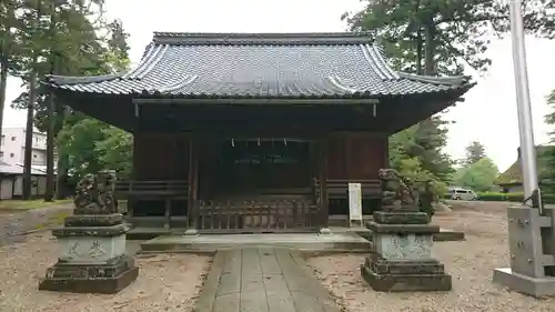 神明社の本殿