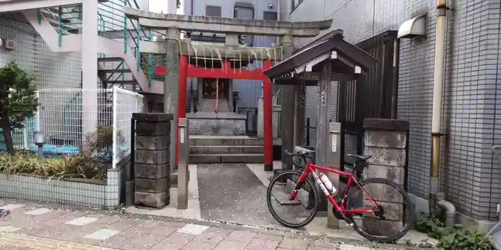 重吉稲荷神社の鳥居