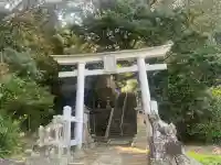 大川八幡神社の{uncategorized: "未分類", other: "その他", undefined: "問題あり", building: "その他建物", grave: "お墓", sacred_gate: "鳥居", guardian: "狛犬", statue: "像", buddha: "仏像", history: "歴史", nature: "自然", garden: "庭園", animal: "動物", pagoda: "塔", temizu: "手水舎", mountain_gate: "山門・神門", sanctuary: "本殿・本堂", subordinate: "末社・摂社", art: "芸術", scenery: "景色", jizo: "地蔵", ema: "絵馬", goshuin: "御朱印", omikuji: "おみくじ", items: "授与品その他", amulet: "お守り", goshuincho: "御朱印帳", eats: "食事", festival: "お祭り", votive_dance: "神楽", shichigosan: "七五三参", wedding: "結婚式", experience: "体験その他", initially: "初詣", around: "周辺", anti_infection: "感染症対策"}