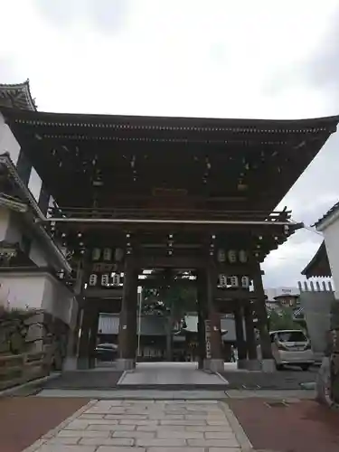 小倉祇園八坂神社の山門