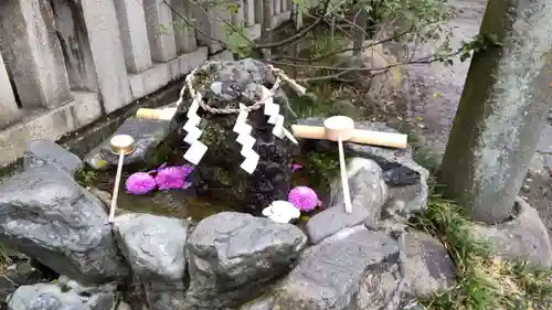 八剣神社の手水舎