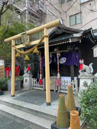 茶ノ木神社の{uncategorized: "未分類", other: "その他", undefined: "問題あり", building: "その他建物", grave: "お墓", sacred_gate: "鳥居", guardian: "狛犬", statue: "像", buddha: "仏像", history: "歴史", nature: "自然", garden: "庭園", animal: "動物", pagoda: "塔", temizu: "手水舎", mountain_gate: "山門・神門", sanctuary: "本殿・本堂", subordinate: "末社・摂社", art: "芸術", scenery: "景色", jizo: "地蔵", ema: "絵馬", goshuin: "御朱印", omikuji: "おみくじ", items: "授与品その他", amulet: "お守り", goshuincho: "御朱印帳", eats: "食事", festival: "お祭り", votive_dance: "神楽", shichigosan: "七五三参", wedding: "結婚式", experience: "体験その他", initially: "初詣", around: "周辺", anti_infection: "感染症対策"}