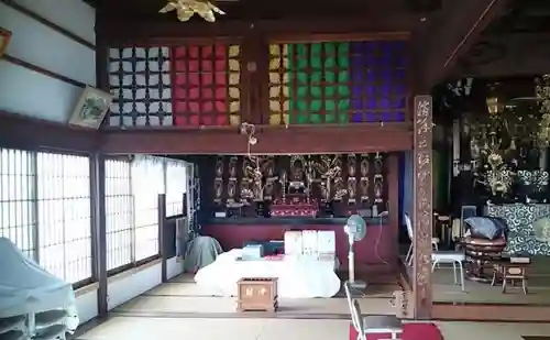 西方寺の本殿・本堂