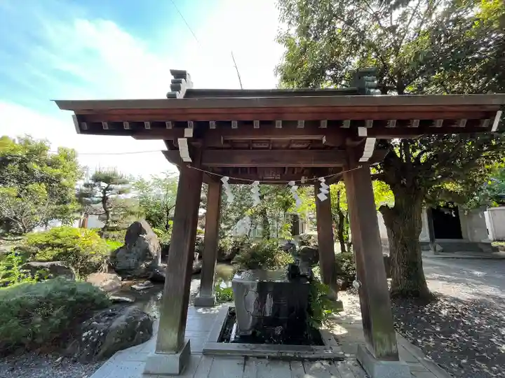 山梨岡神社(山梨県)