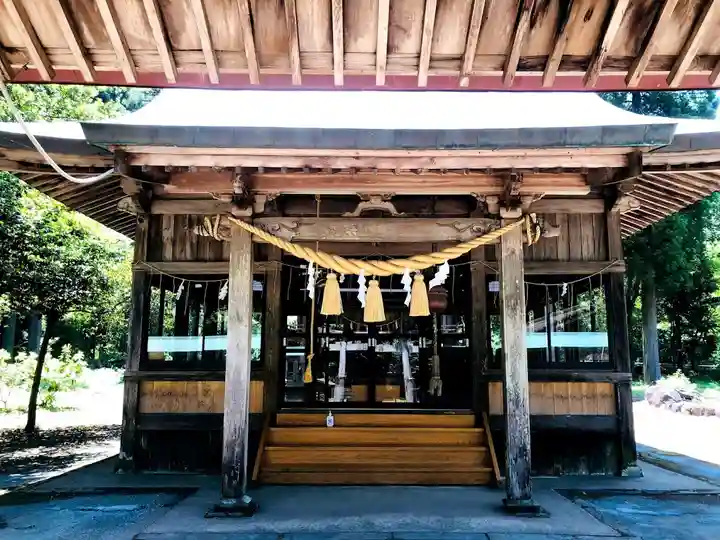 健男霜凝日子神社の本殿・本堂