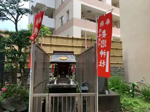 妻戀神社の末社・摂社