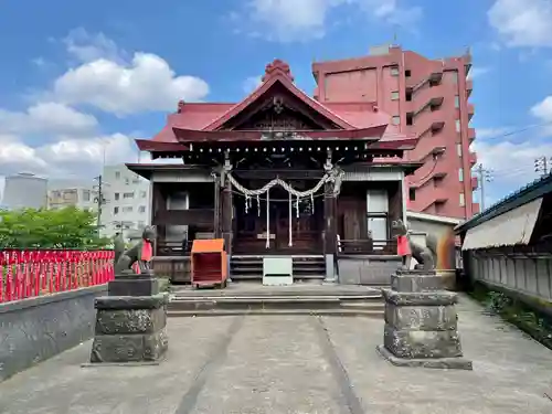 殿町稲荷神社の本殿