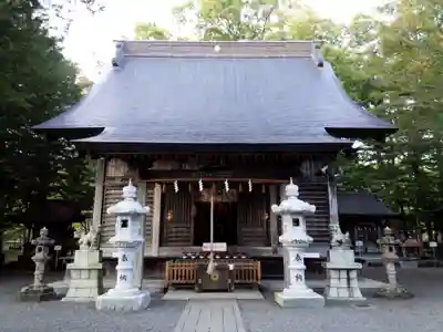 淺間神社（忍野八海）の本殿・本堂
