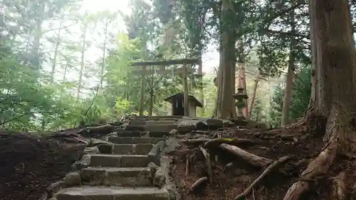 北口本宮冨士浅間神社の末社