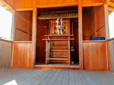 白山社の本殿・本堂