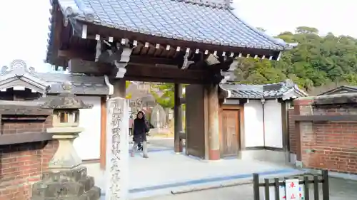 正法寺の山門・神門