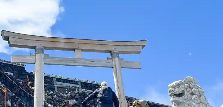 富士山頂上浅間大社奥宮(静岡県)