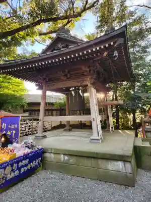 座間神社の{uncategorized: "未分類", other: "その他", undefined: "問題あり", building: "その他建物", grave: "お墓", sacred_gate: "鳥居", guardian: "狛犬", statue: "像", buddha: "仏像", history: "歴史", nature: "自然", garden: "庭園", animal: "動物", pagoda: "塔", temizu: "手水舎", mountain_gate: "山門・神門", sanctuary: "本殿・本堂", subordinate: "末社・摂社", art: "芸術", scenery: "景色", jizo: "地蔵", ema: "絵馬", goshuin: "御朱印", omikuji: "おみくじ", items: "授与品その他", amulet: "お守り", goshuincho: "御朱印帳", eats: "食事", festival: "お祭り", votive_dance: "神楽", shichigosan: "七五三参", wedding: "結婚式", experience: "体験その他", initially: "初詣", around: "周辺", anti_infection: "感染症対策"}