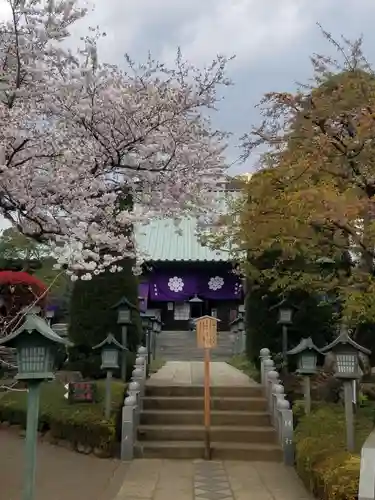 九重神社の本殿