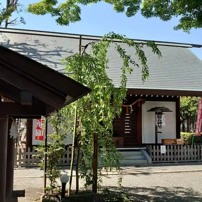 母智丘神社の建物その他