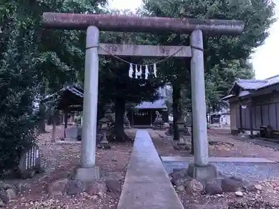 荒川神社の鳥居