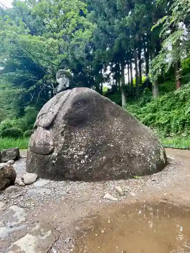 万治の石仏の仏像