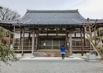 善行寺の本殿・本堂