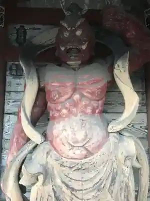穴太寺の像