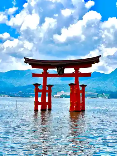厳島神社(広島県)