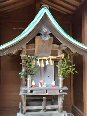 開運稲荷神社の末社・摂社