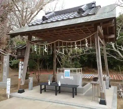 鎌数伊勢大神宮の手水舎